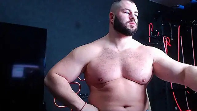 Snapshot of muscularjohnforuX chatting on 02/17/26, 08:33 muscularjohnforuX online show from 02/17/26, 08:33