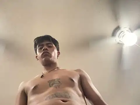 Snapshot of Morahot chatting on 02/07/25, 09:37 Morahot online show from 02/07/25, 09:37