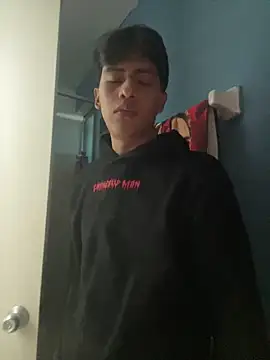 Snapshot of Morahot chatting on 02/24/25, 11:10 Morahot online show from 02/24/25, 11:10