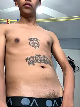 Snapshot of Morahot chatting on 11/12/25, 11:10 Morahot online show from 11/12/25, 11:10