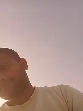 Snapshot of Boost-145 chatting on 12/03/24, 10:06 Boost-145 online show from 12/03/24, 10:06