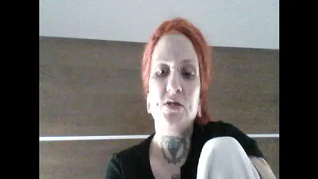 Snapshot of dejadeloree chatting on 02/16/26, 02:51 dejadeloree online show from 02/16/26, 02:51