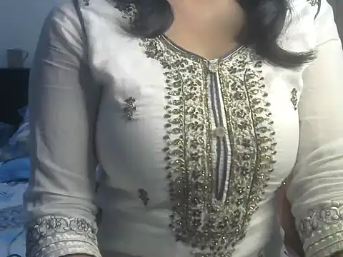 SiaraSiyA online show from 02/21/25, 07:10