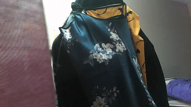 Snapshot of Sandra_Potiche chatting on 10/02/25, 08:38 Sandra Potiche online show from 10/02/25, 08:38