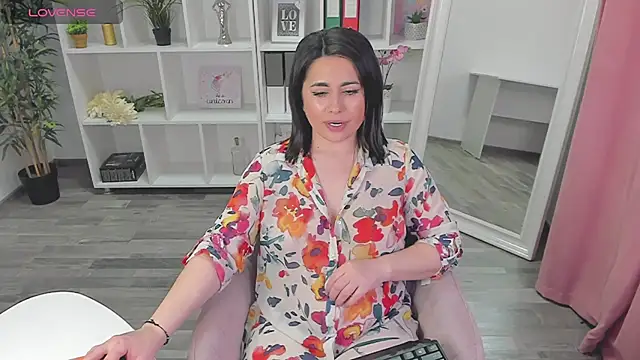 EmaBrownie online show from 02/02/25, 08:08