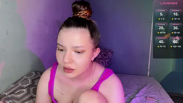 Snapshot of bbycolada chatting on 02/12/25, 03:38 bbycolada online show from 02/12/25, 03:38