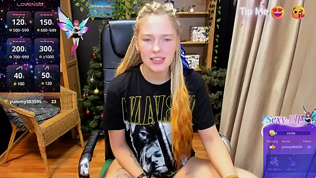 Snapshot of _fiona_Love chatting on 01/10/25, 05:58  fiona Love online show from 01/10/25, 05:58