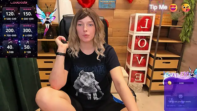 Snapshot of _fiona_Love chatting on 02/22/25, 08:42  fiona Love online show from 02/22/25, 08:42