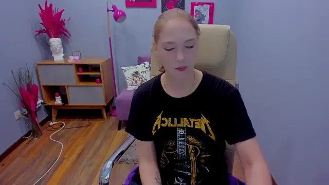  fiona Love online show from 11/09/25, 08:29