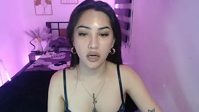 Snapshot of TS_QueenMistress chatting on 03/16/25, 03:17 TS QueenMistress online show from 03/16/25, 03:17