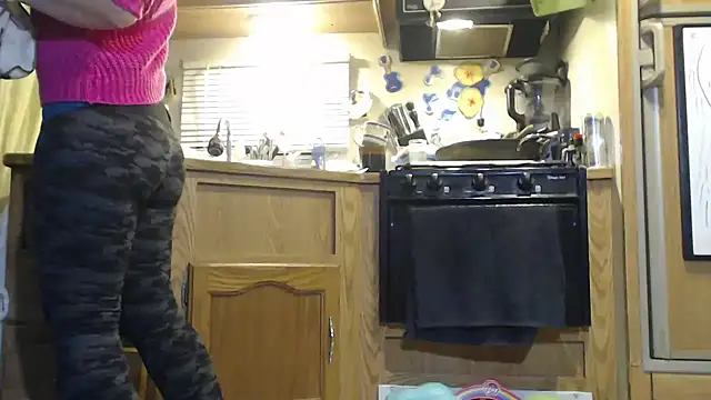 Snapshot of sexyinpantyhose chatting on 01/12/25, 06:06 sexyinpantyhose online show from 01/12/25, 06:06