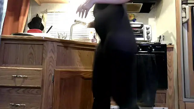 Snapshot of sexyinpantyhose chatting on 04/02/26, 03:48 sexyinpantyhose online show from 04/02/26, 03:48