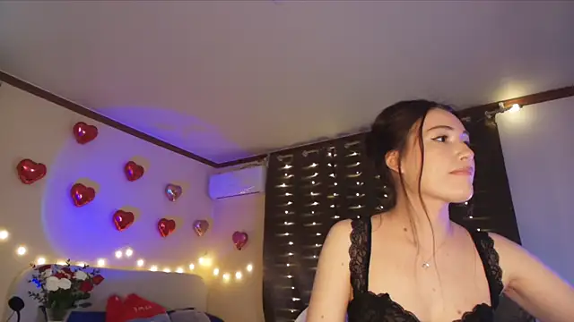 Snapshot of SoeTheReal chatting on 02/14/26, 10:23 SoeTheReal online show from 02/14/26, 10:23