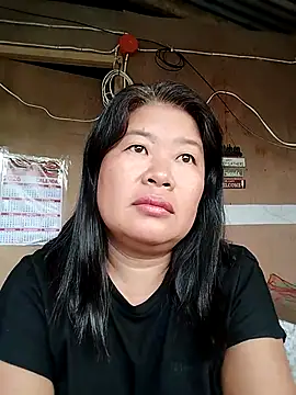 Snapshot of lickmepussy21 chatting on 01/05/26, 10:24 lickmepussy21 online show from 01/05/26, 10:24