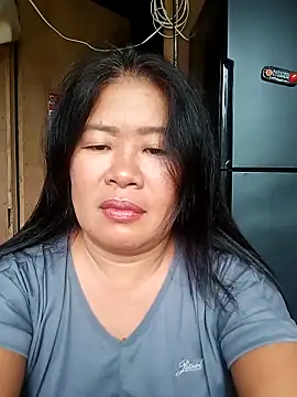 Snapshot of lickmepussy21 chatting on 02/05/26, 06:51 lickmepussy21 online show from 02/05/26, 06:51