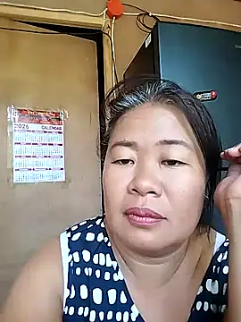 Snapshot of lickmepussy21 chatting on 04/08/26, 02:55 lickmepussy21 online show from 04/08/26, 02:55