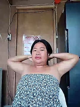 Snapshot of lickmepussy21 chatting on 05/06/26, 10:15 lickmepussy21 online show from 05/06/26, 10:15
