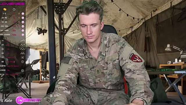 Snapshot of hornystripman97 chatting on 12/02/24, 01:36 hornystripman97 online show from 12/02/24, 01:36