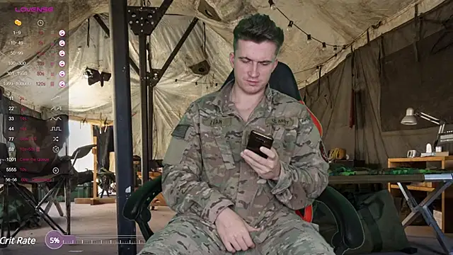 Snapshot of hornystripman97 chatting on 12/31/24, 01:36 hornystripman97 online show from 12/31/24, 01:36