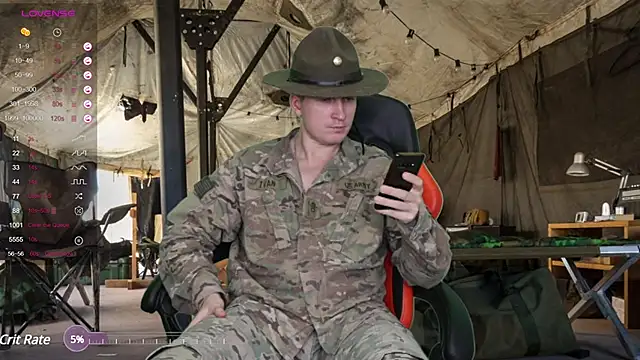 Snapshot of hornystripman97 chatting on 01/19/25, 04:33 hornystripman97 online show from 01/19/25, 04:33