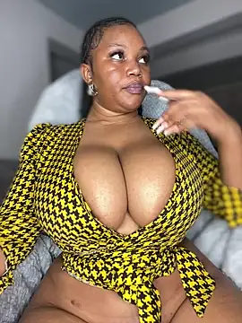 Hyra Ari online show from 02/13/26, 06:26