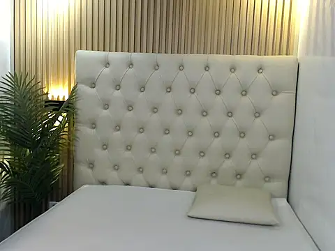 Snapshot of Abetterwomanxx chatting on 11/29/25, 10:07 Abetterwomanxx online show from 11/29/25, 10:07