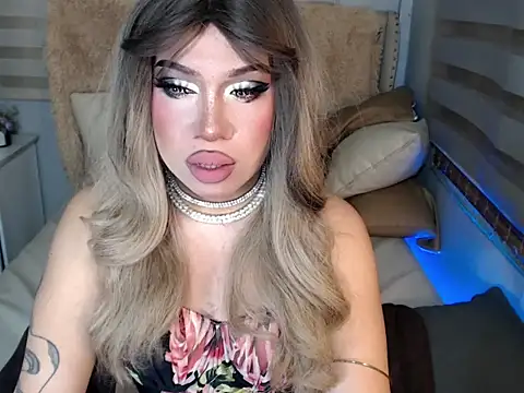 Snapshot of RebecaNextToYou chatting on 12/01/25, 05:40 RebecaNextToYou online show from 12/01/25, 05:40