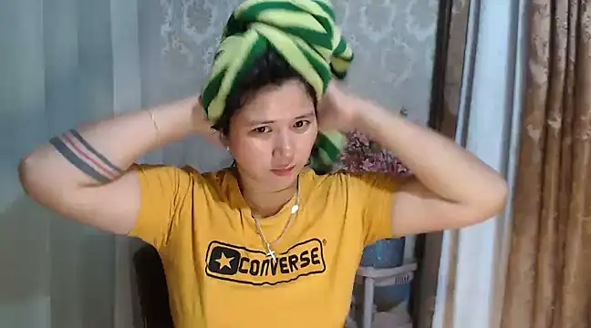 MS Isabella Snow92 online show from 02/07/25, 09:48