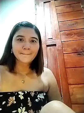 Snapshot of MS_Isabella_Snow92 chatting on 02/06/26, 10:13 MS Isabella Snow92 online show from 02/06/26, 10:13