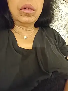 Snapshot of Susannemilf chatting on 03/26/26, 04:51 Susannemilf online show from 03/26/26, 04:51