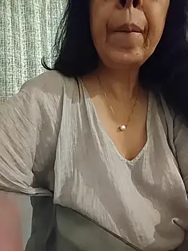 Snapshot of Susannemilf chatting on 03/31/26, 04:13 Susannemilf online show from 03/31/26, 04:13