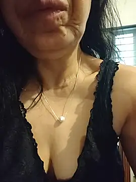 Snapshot of Susannemilf chatting on 04/25/26, 03:53 Susannemilf online show from 04/25/26, 03:53