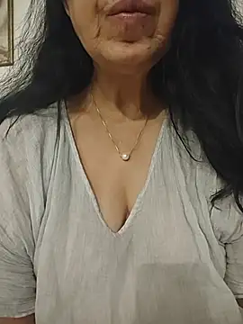 Snapshot of Susannemilf chatting on 05/08/26, 06:19 Susannemilf online show from 05/08/26, 06:19