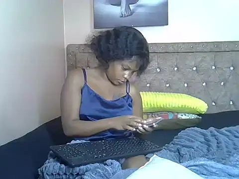 Snapshot of SexyVeey chatting on 06/11/26, 03:04 SexyVeey online show from 06/11/26, 03:04