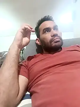 Snapshot of javiermarval83 chatting on 01/29/25, 01:58 javiermarval83 online show from 01/29/25, 01:58