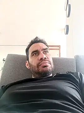 Snapshot of javiermarval83 chatting on 02/02/25, 04:54 javiermarval83 online show from 02/02/25, 04:54