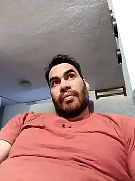 Snapshot of javiermarval83 chatting on 02/12/25, 12:05 javiermarval83 online show from 02/12/25, 12:05