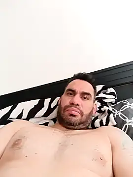 Snapshot of javiermarval83 chatting on 09/20/25, 07:37 javiermarval83 online show from 09/20/25, 07:37