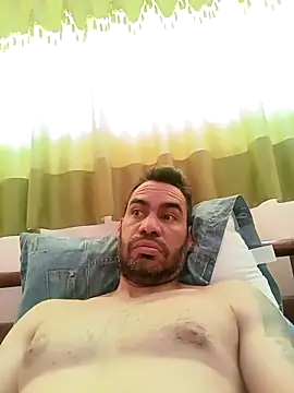 Snapshot of javiermarval83 chatting on 03/30/26, 02:07 javiermarval83 online show from 03/30/26, 02:07