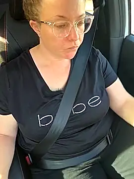 julimonroe online show from 03/20/25, 02:42