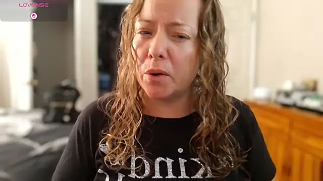 julimonroe online show from 09/09/25, 03:00