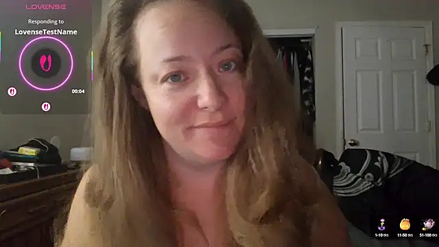 julimonroe online show from 10/09/25, 10:24