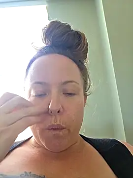 julimonroe online show from 11/14/25, 07:23