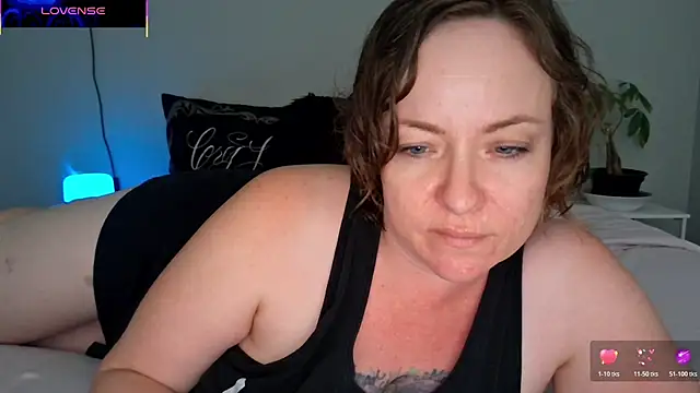 julimonroe online show from 05/20/26, 03:13