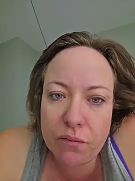 julimonroe online show from 06/20/26, 12:19