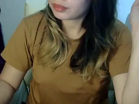    zurIII09  online show from 09/13/25, 10:59