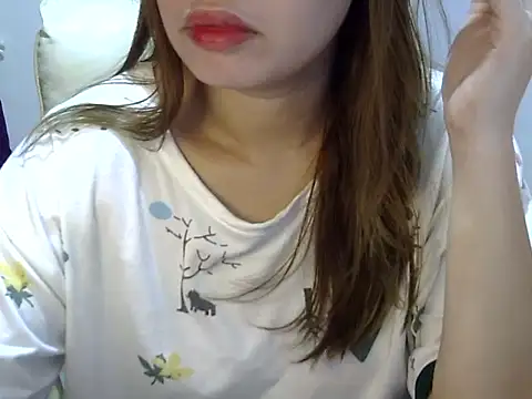    zurIII09  online show from 11/23/25, 12:43