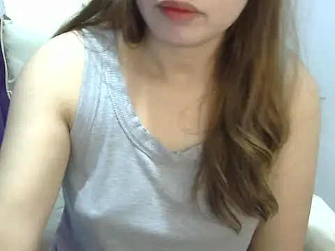 Snapshot of ___zurIII09_ chatting on 02/18/26, 08:10 zurIII09 online show from 02/18/26, 08:10