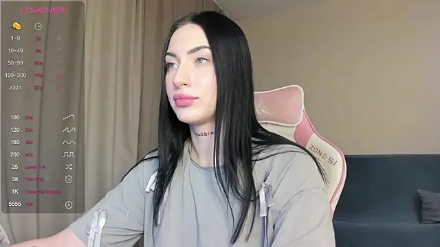 JenniferQueen11 online show from 01/23/25, 04:59