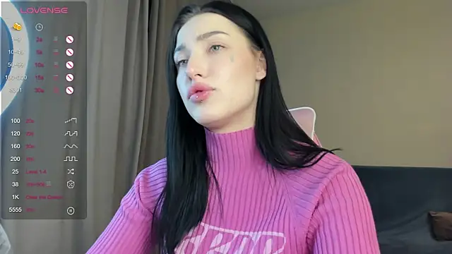 JenniferQueen11 online show from 02/02/25, 04:54